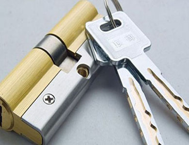 田家庵24小时上门开锁公司